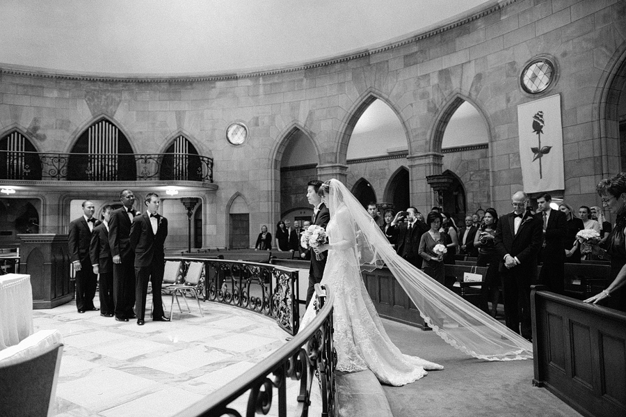 07-black-and-white-wedding-ceremony-photographer-dallas Black and white wedding images at the Little Flower Catholic Church in St. Louis, Mo.
