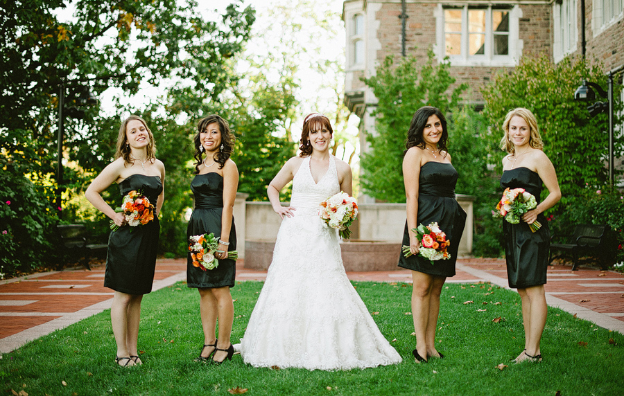 25-washington-university-st-louis-bride-and-bridesmaids Bridesmaids pose at Washington University in St. Louis. Kyle Coburn Wedding Photojournalist